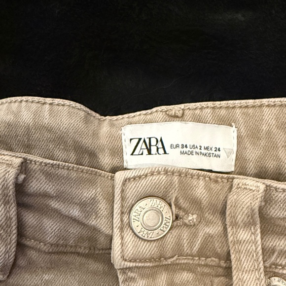 Zara Women's Beige Wide Leg Pants - Picture 3 of 4